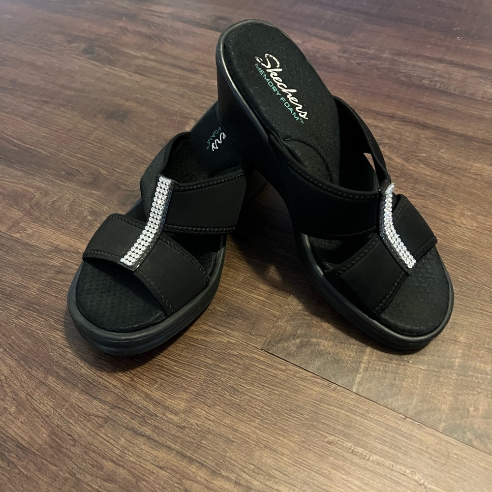 Sketchers wedge - size 9 black - Picture 10 of 10